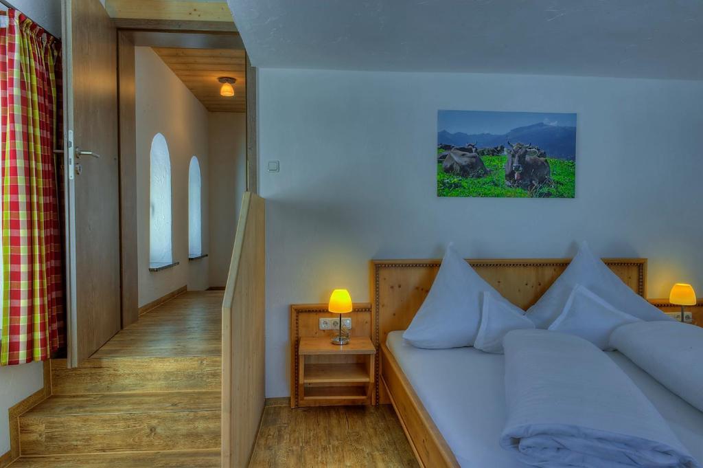 Appartement Ferien-Schloessle Michaela à Riezlern Chambre photo