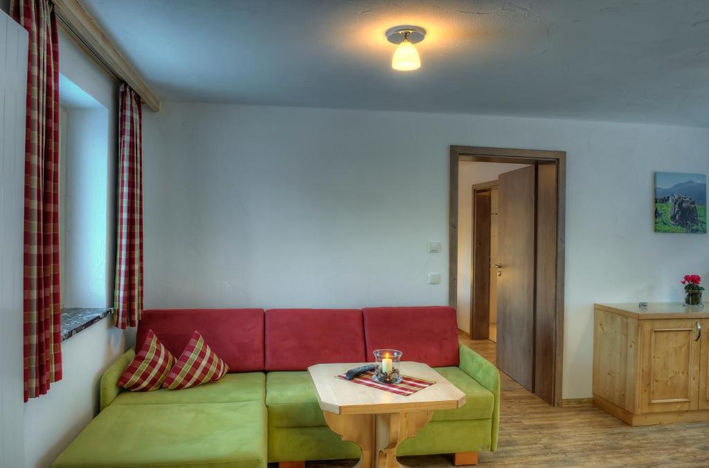 Appartement Ferien-Schloessle Michaela à Riezlern Chambre photo