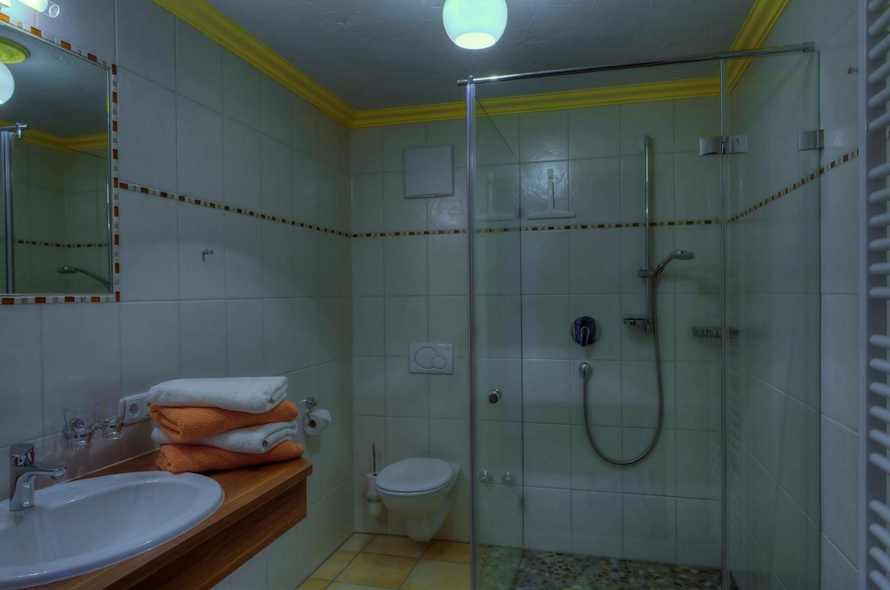 Appartement Ferien-Schloessle Michaela à Riezlern Chambre photo