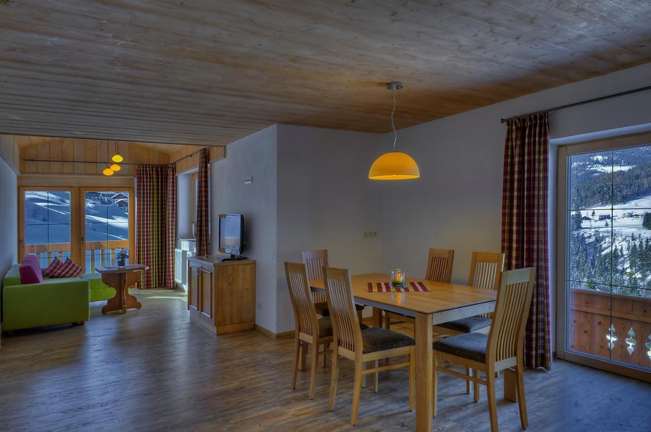 Appartement Ferien-Schloessle Michaela à Riezlern Chambre photo